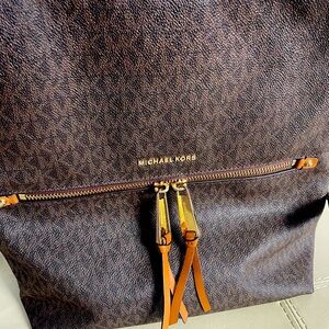 MICHAEL KORS RHEA Backpack style Purse